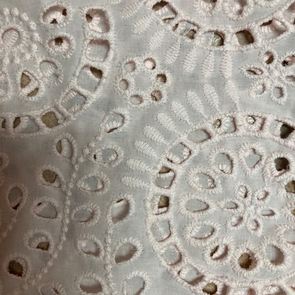 NWT Express Eyelet Top in Pale Pink Sz XS Barbie! - Picture 2 of 4